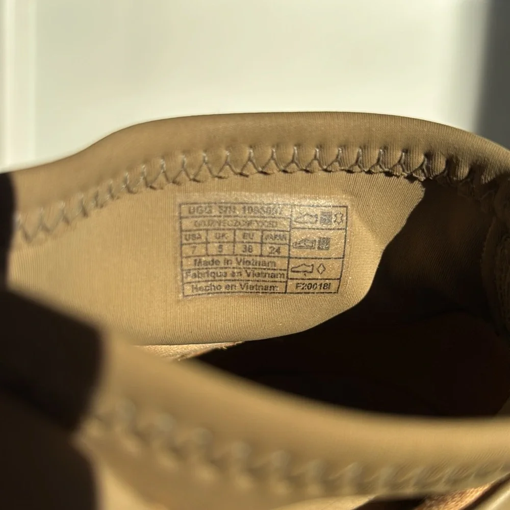 UGG Neutra sneakers in antilope / khaki green - Picture 10 of 15